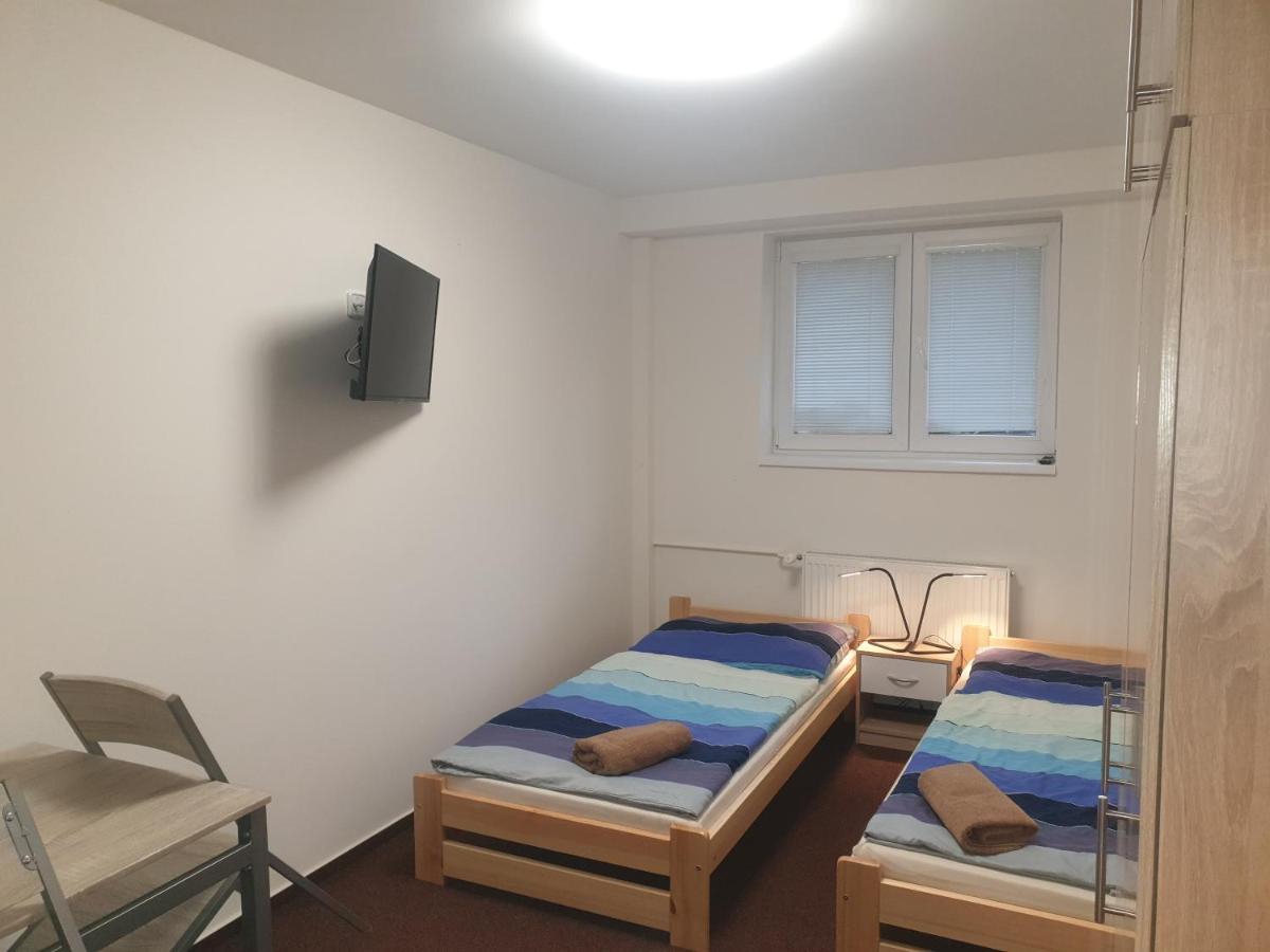 Apartmany Chodov ปราก ภายนอก รูปภาพ